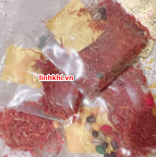 Gạo thần tài, hồng hoa Tây Tạng, vải hô thần nhập tượng – Tặng đơn hàng trên 10tr